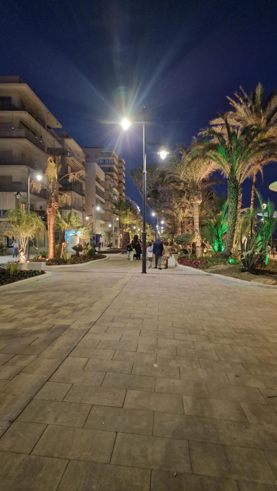Estepona Playa Extérieur photo